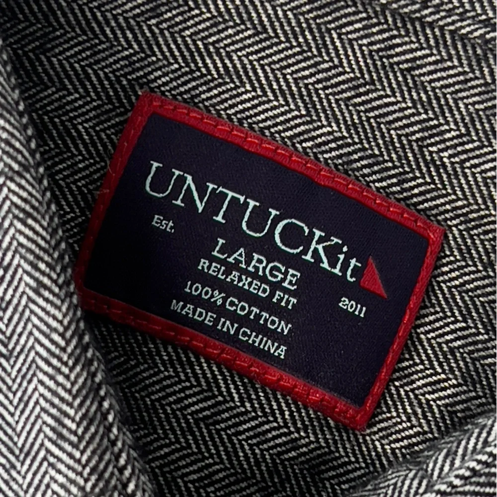UNTUCKit Mens Size Large Charcoal Gray Casual Button-Down Collared Shirt